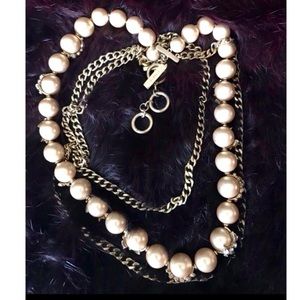 ‼️AUTHENTIC GIVENCHY STATEMENT NECKLACE‼️